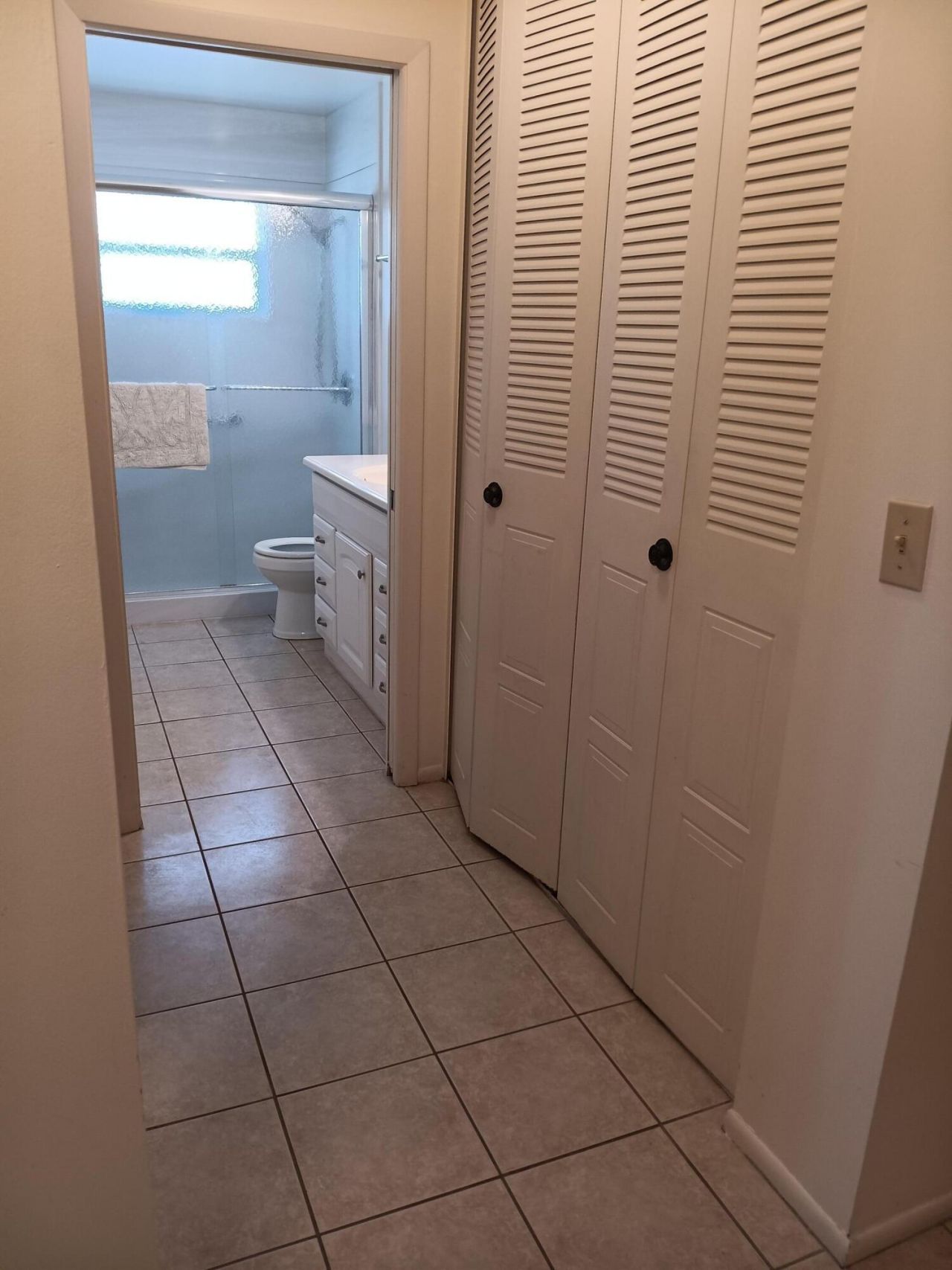 5730 Fernley Drive E, Unit 27, West Palm Beach, FL 33415 Photo