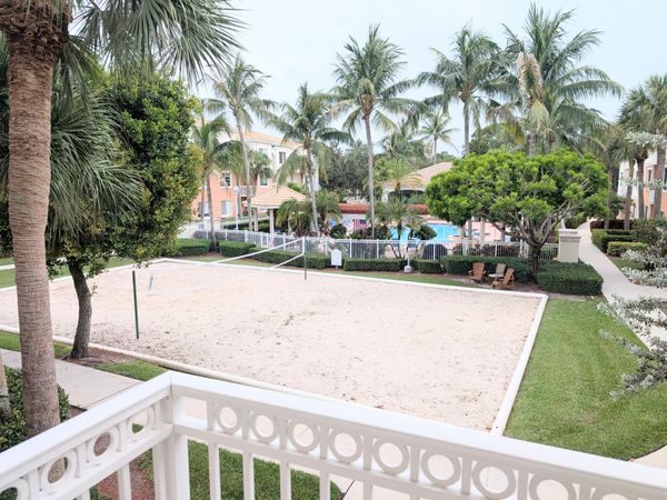 3210 Myrtlewood Circle E, Palm Beach Gardens, FL 33418
