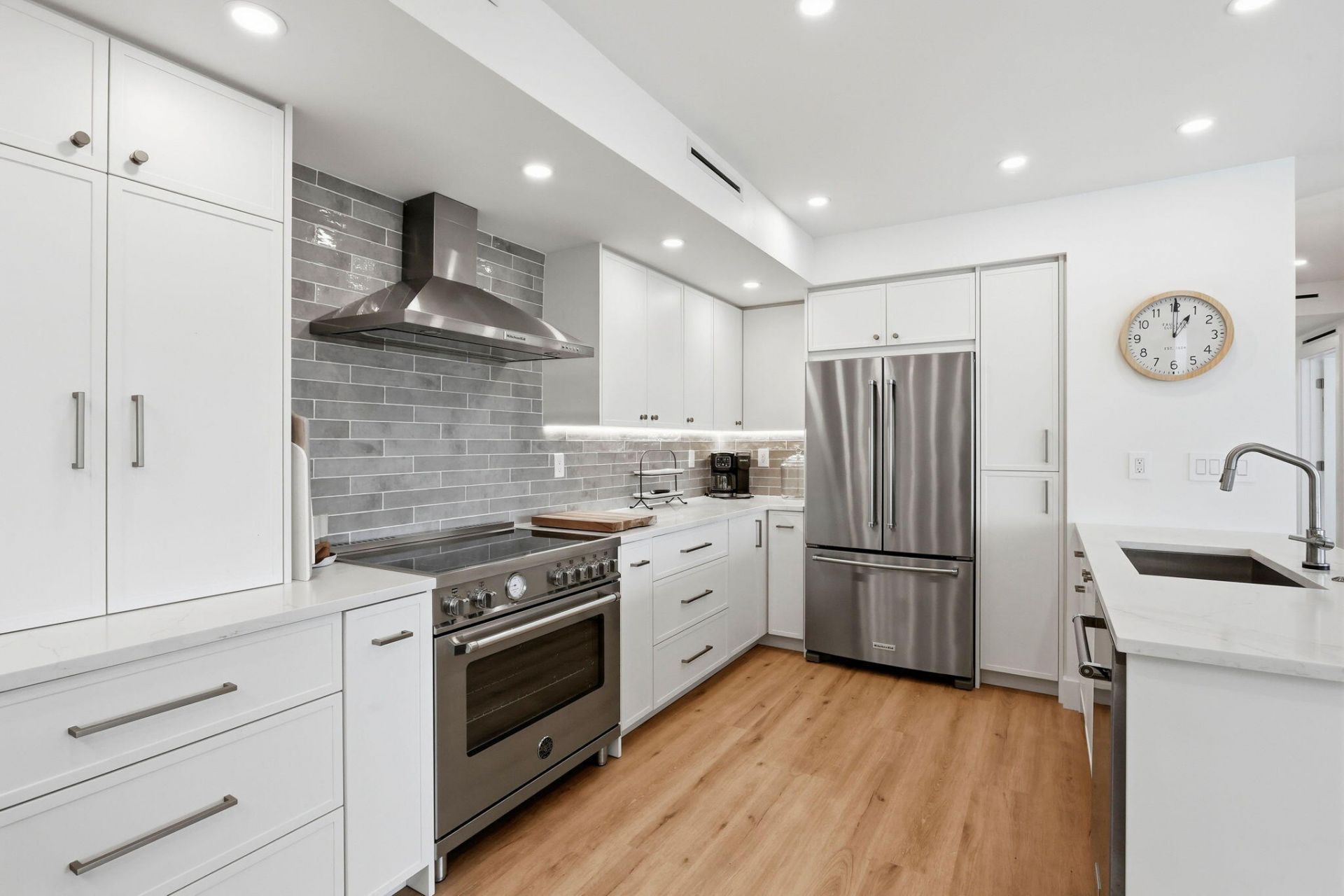 1000 Lowry Street, Unit 4F, Delray Beach, FL 33483 Photo