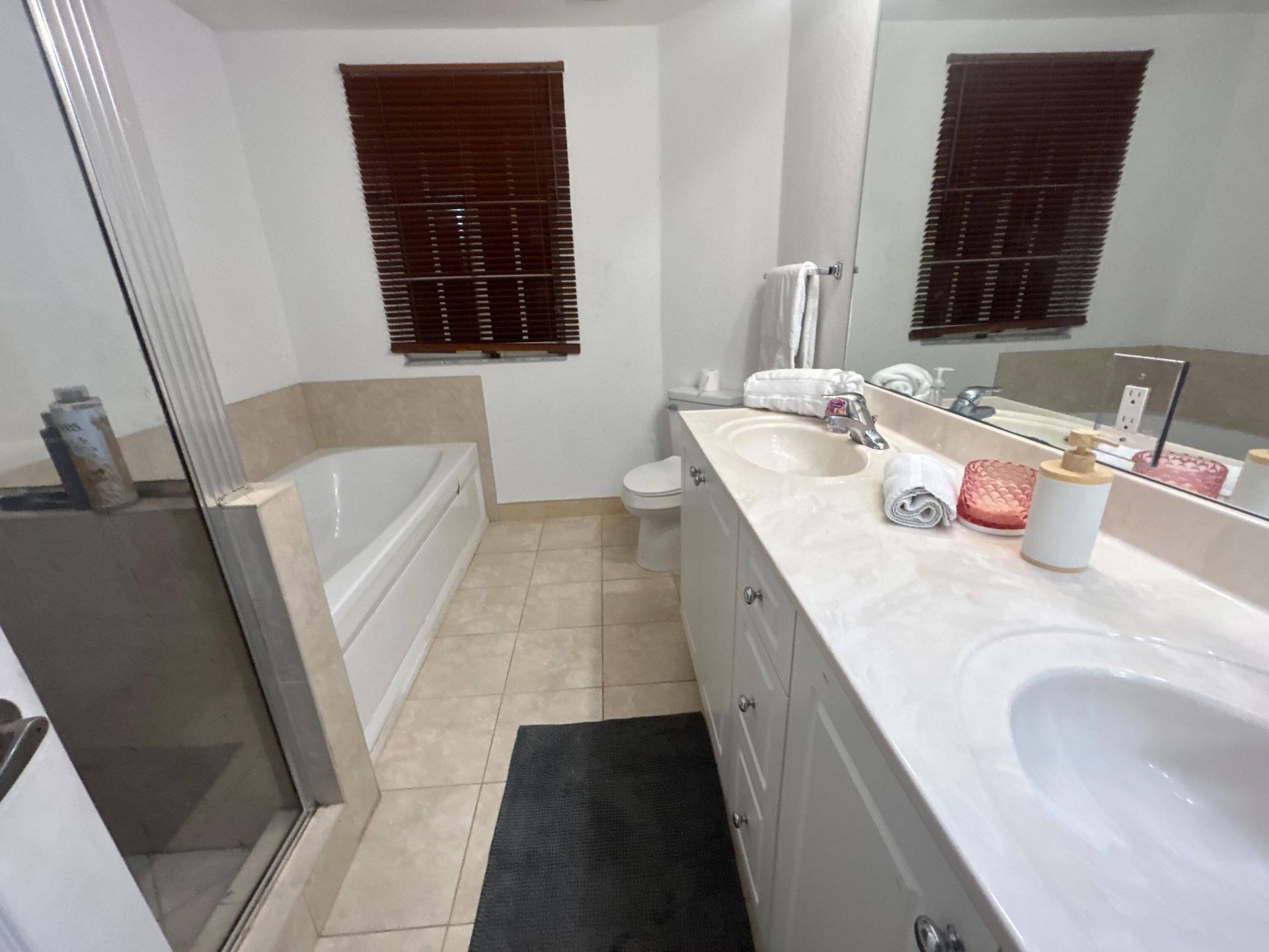 238 SE 2nd Avenue, Hallandale Beach, FL 33009 Photo