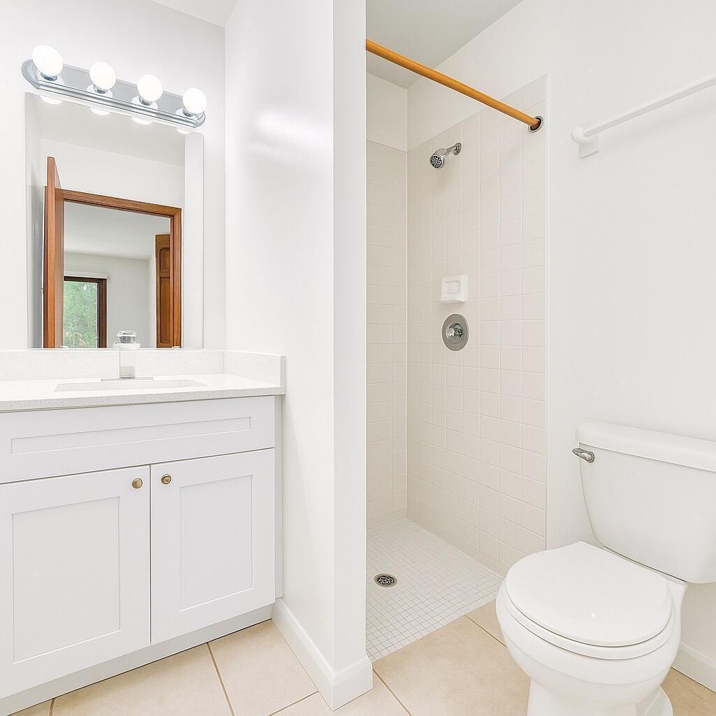 1226 N Haverhill Road, Unit 4, Haverhill, FL 33417 Photo
