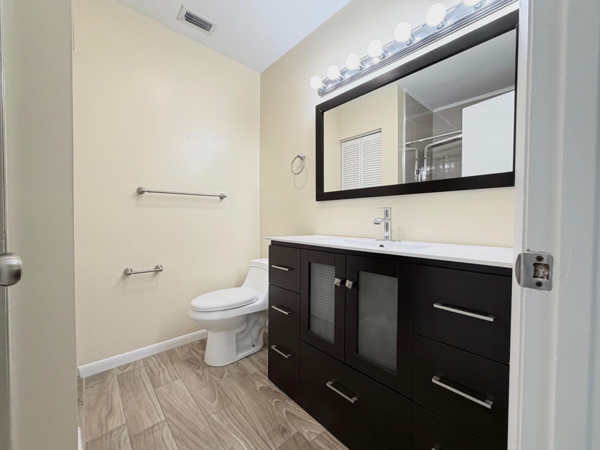 3794 SE County Line Road, Unit 102, Jupiter, FL 33469 Photo