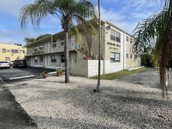 1555 TYLER Street, Unit 01, Hollywood, FL 33020