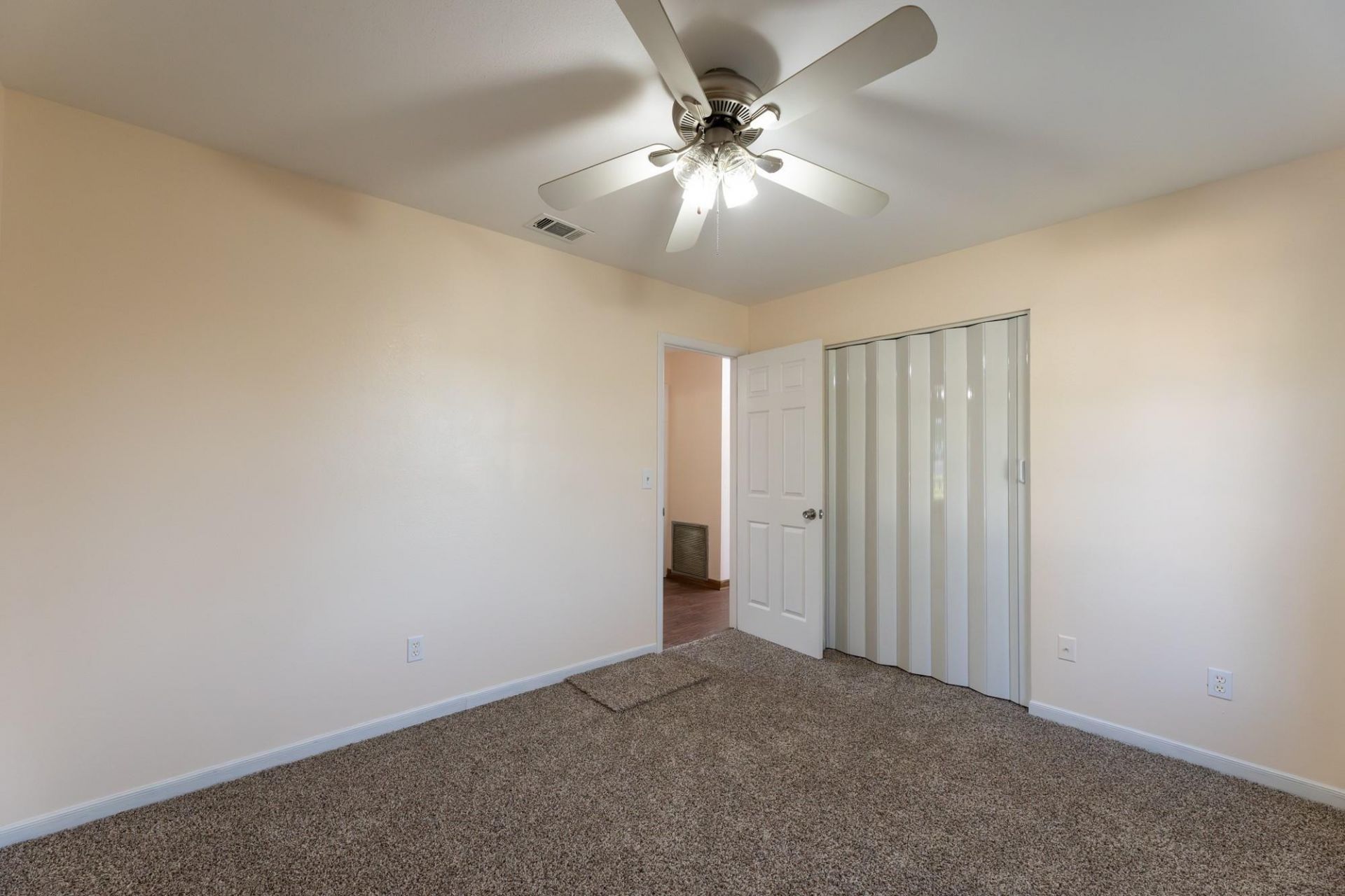 1382 SE Vestridge Lane, Port Saint Lucie, FL 34952 Photo