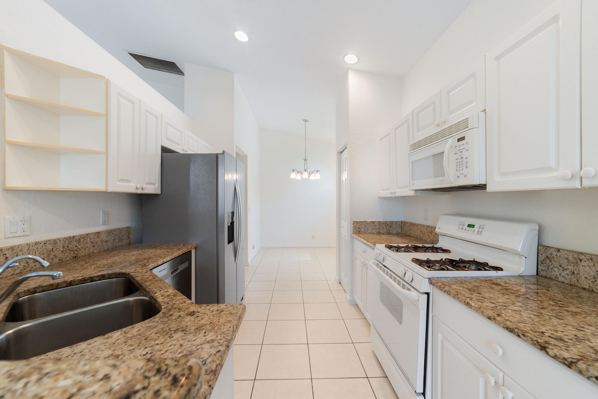 352 Springview Loop, Port Saint Lucie, FL 34986 Photo