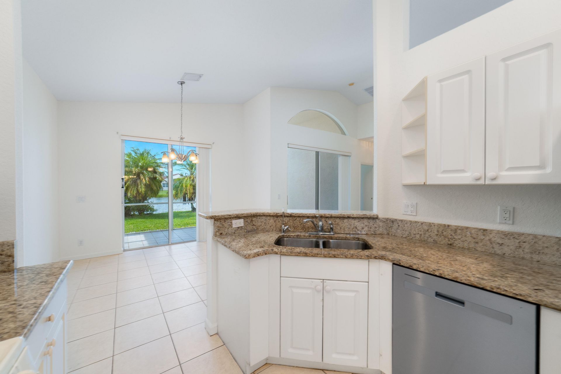 352 Springview Loop, Port Saint Lucie, FL 34986 Photo