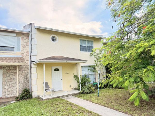6238 SW 7th Street, Margate, FL 33068