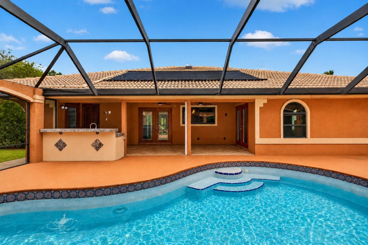 1180 SW Mirror Lake Cove, Port Saint Lucie, FL 34986 Photo