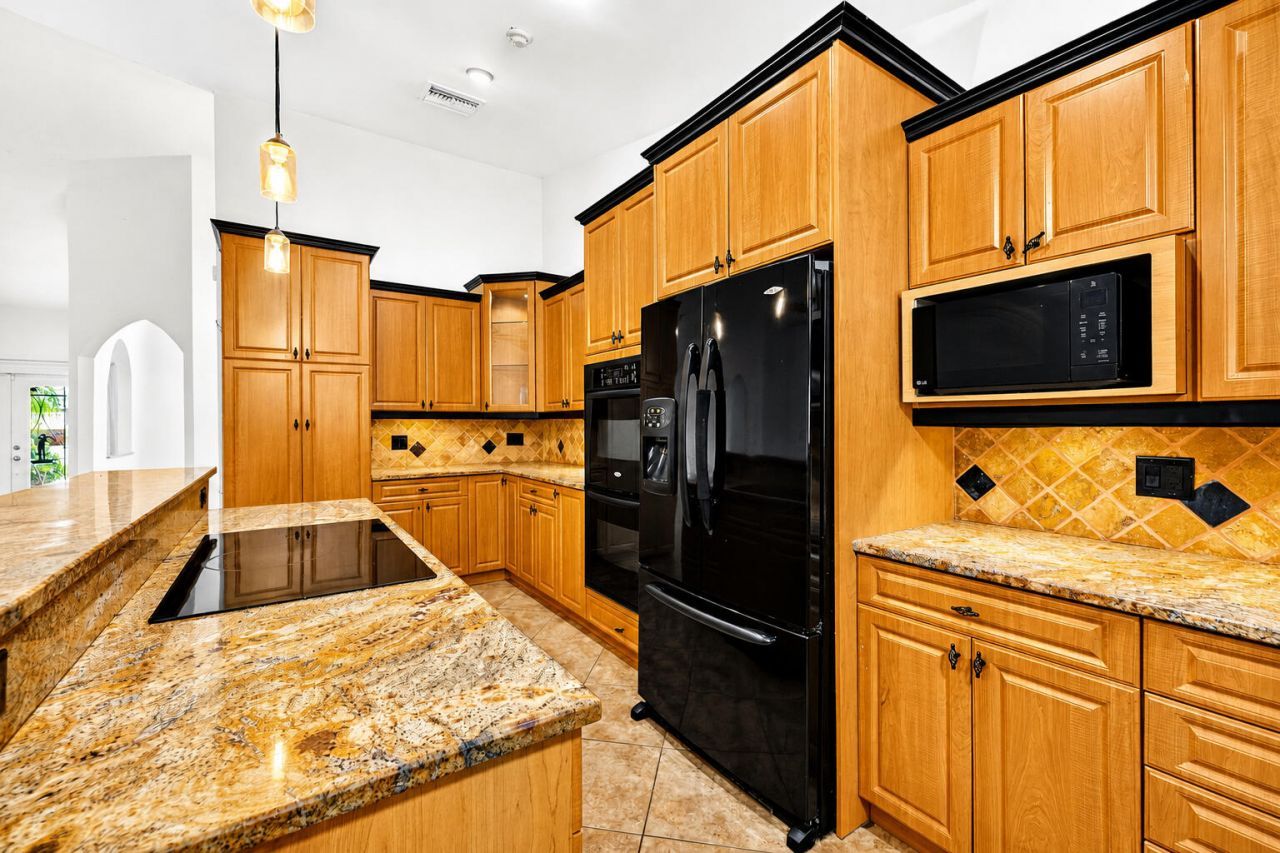 1180 SW Mirror Lake Cove, Port Saint Lucie, FL 34986 Photo
