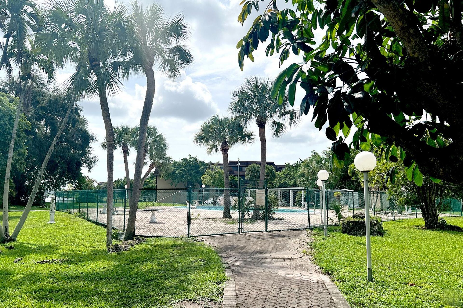 443 NE 195th Street, Unit 140, Miami, FL 33179 Photo