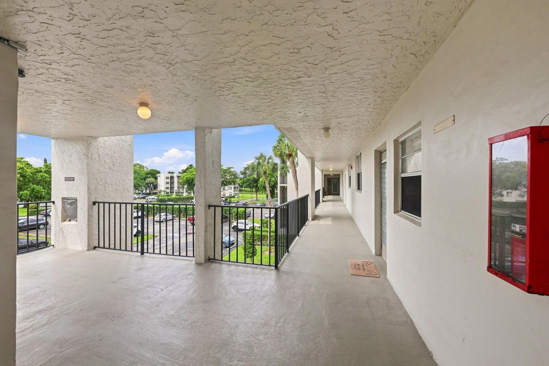 9440 Poinciana Place, Unit 314, Davie, FL 33324 Photo
