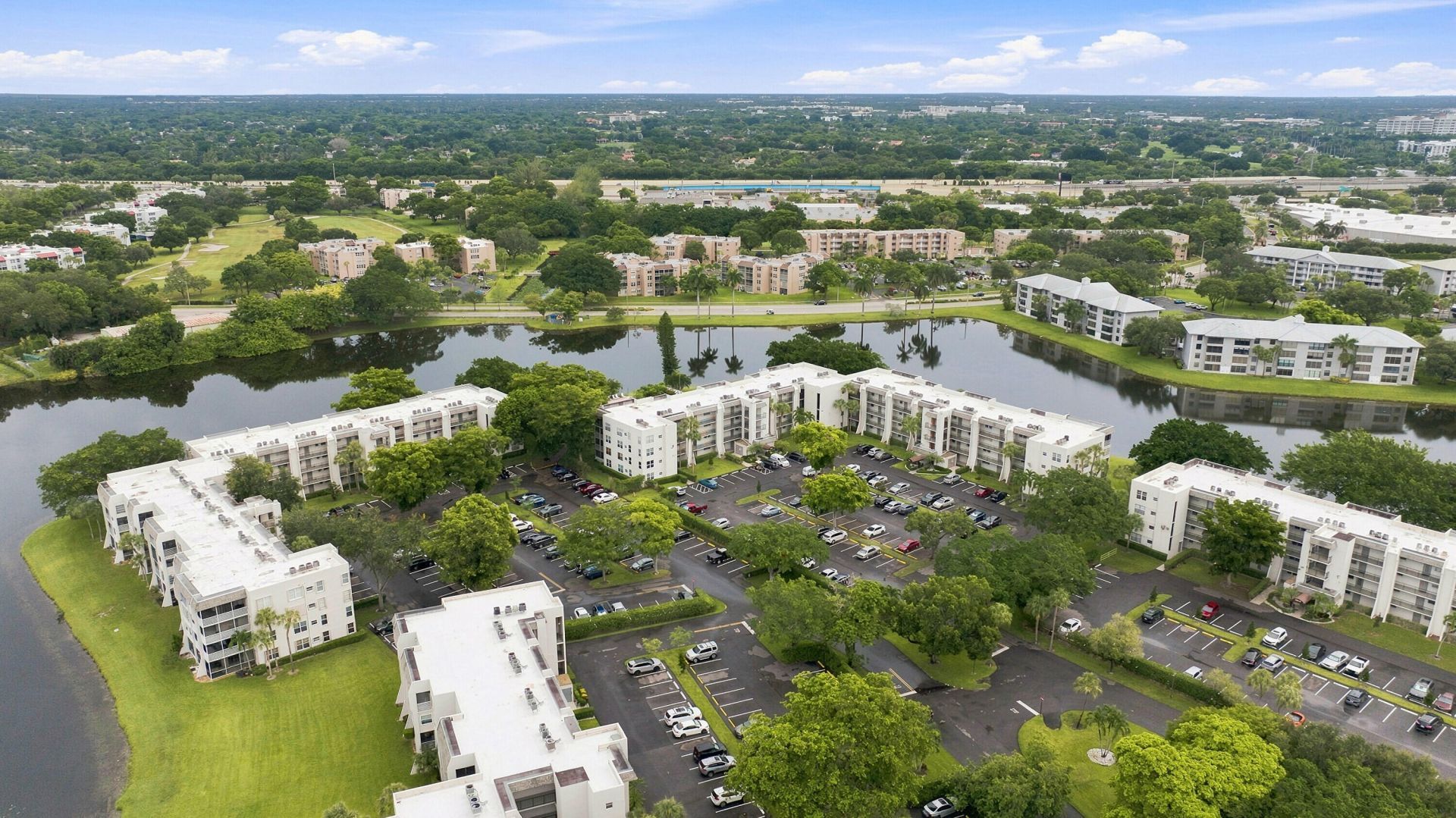 9440 Poinciana Place, Unit 314, Davie, FL 33324 Photo