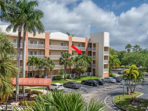 7775 Yardley Drive, Unit 314, Tamarac, FL 33321