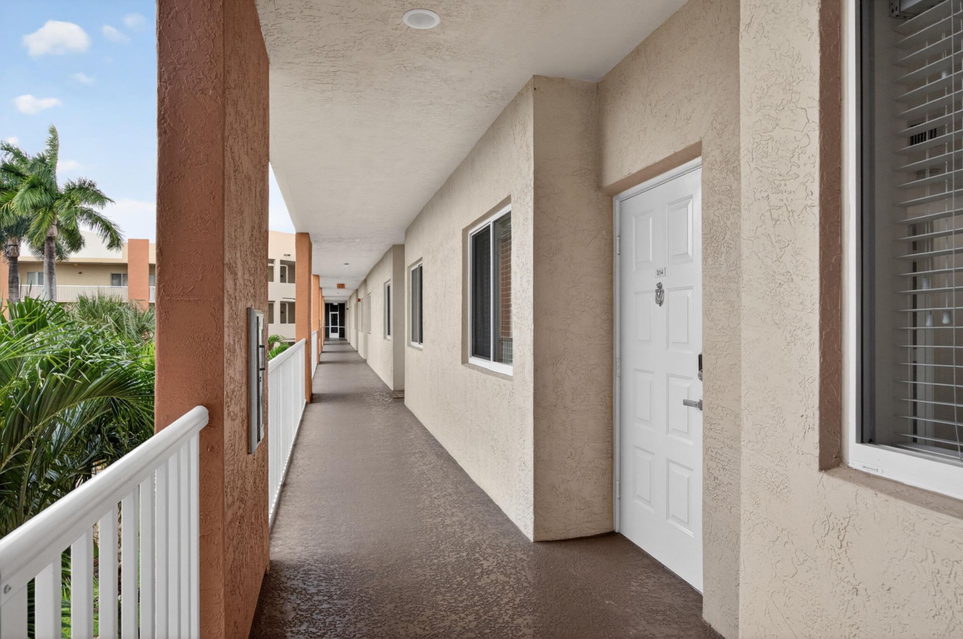7775 Yardley Drive, Unit 314, Tamarac, FL 33321 Photo