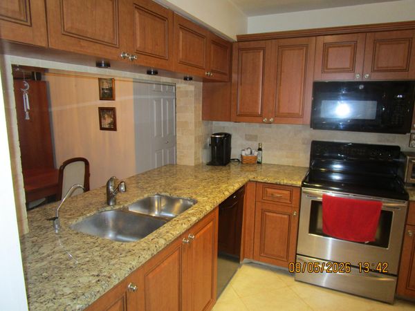 10422 NW 24TH Place, Unit 307, Sunrise, FL 33322