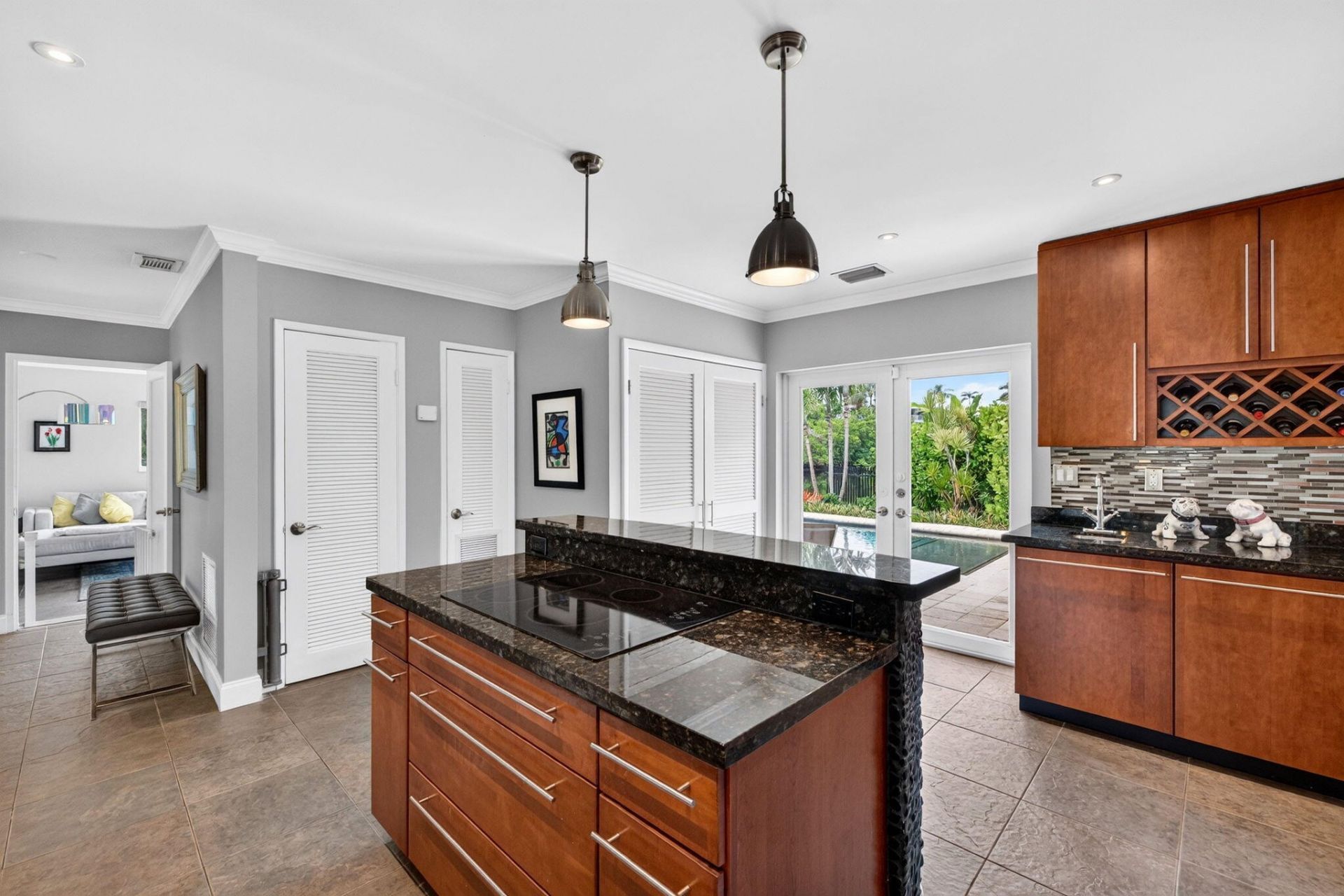 1948 NE 7th Terrace, Wilton Manors, FL 33305 Photo