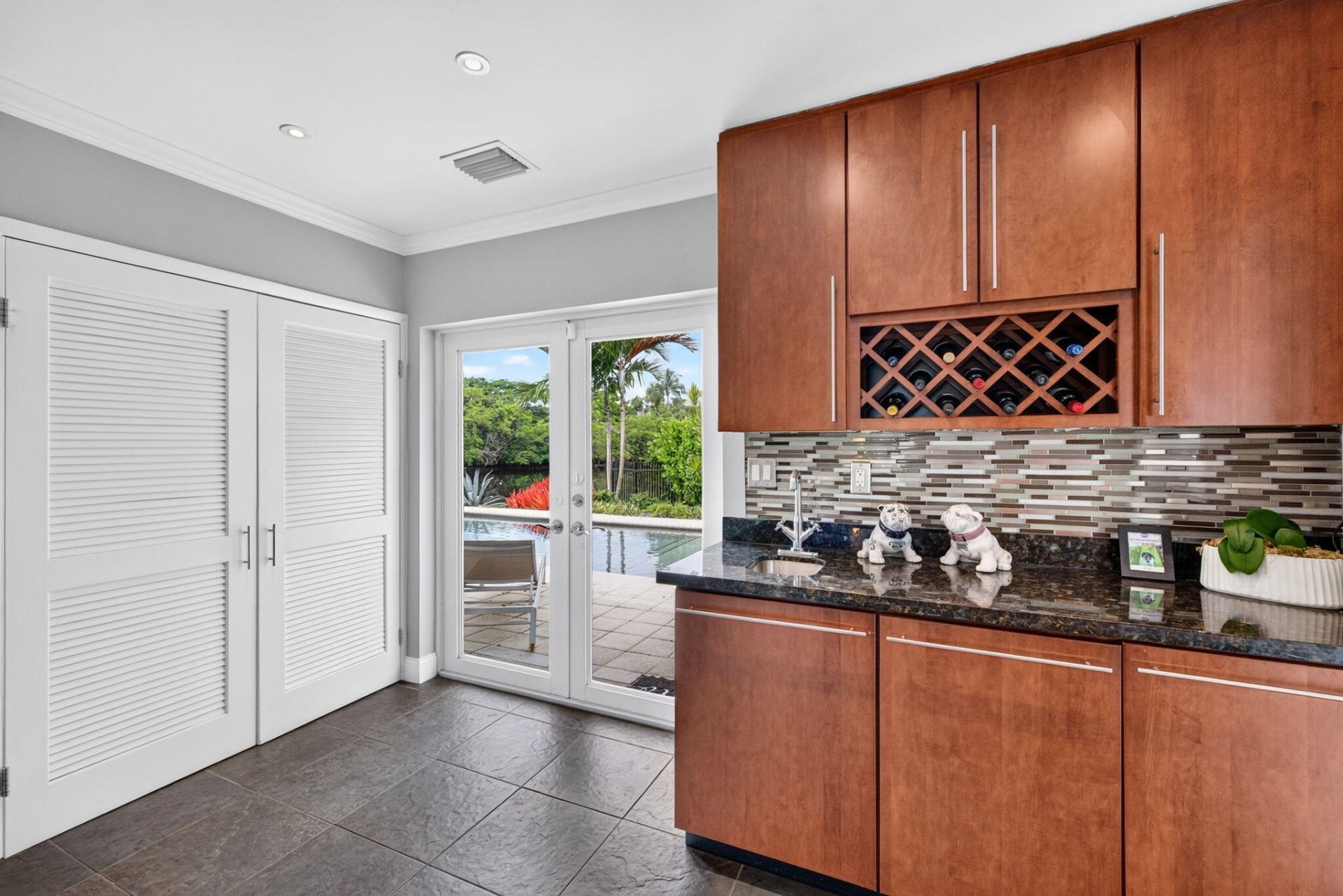 1948 NE 7th Terrace, Wilton Manors, FL 33305 Photo