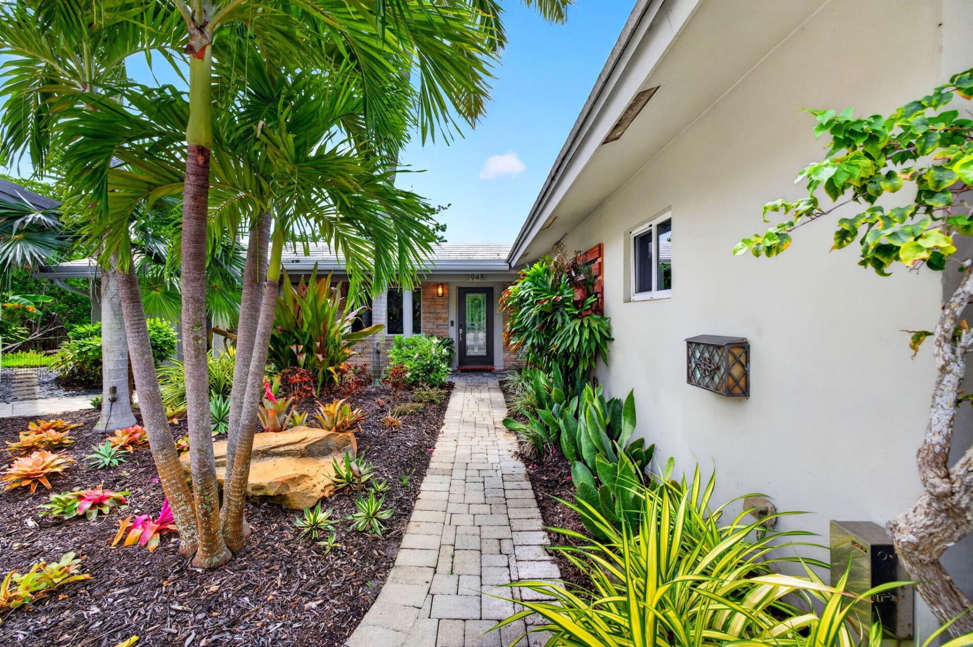 1948 NE 7th Terrace, Wilton Manors, FL 33305 Photo