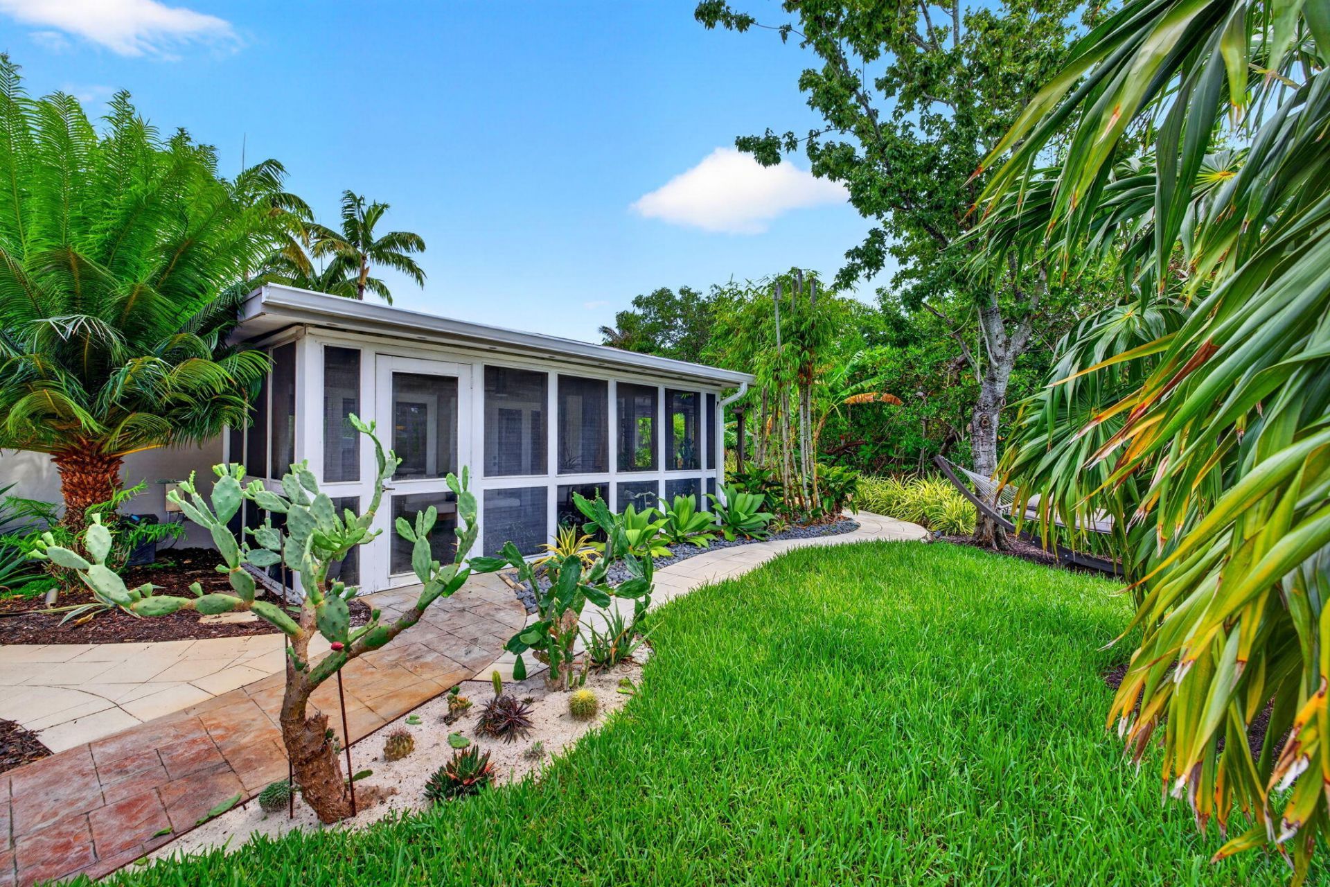 1948 NE 7th Terrace, Wilton Manors, FL 33305 Photo