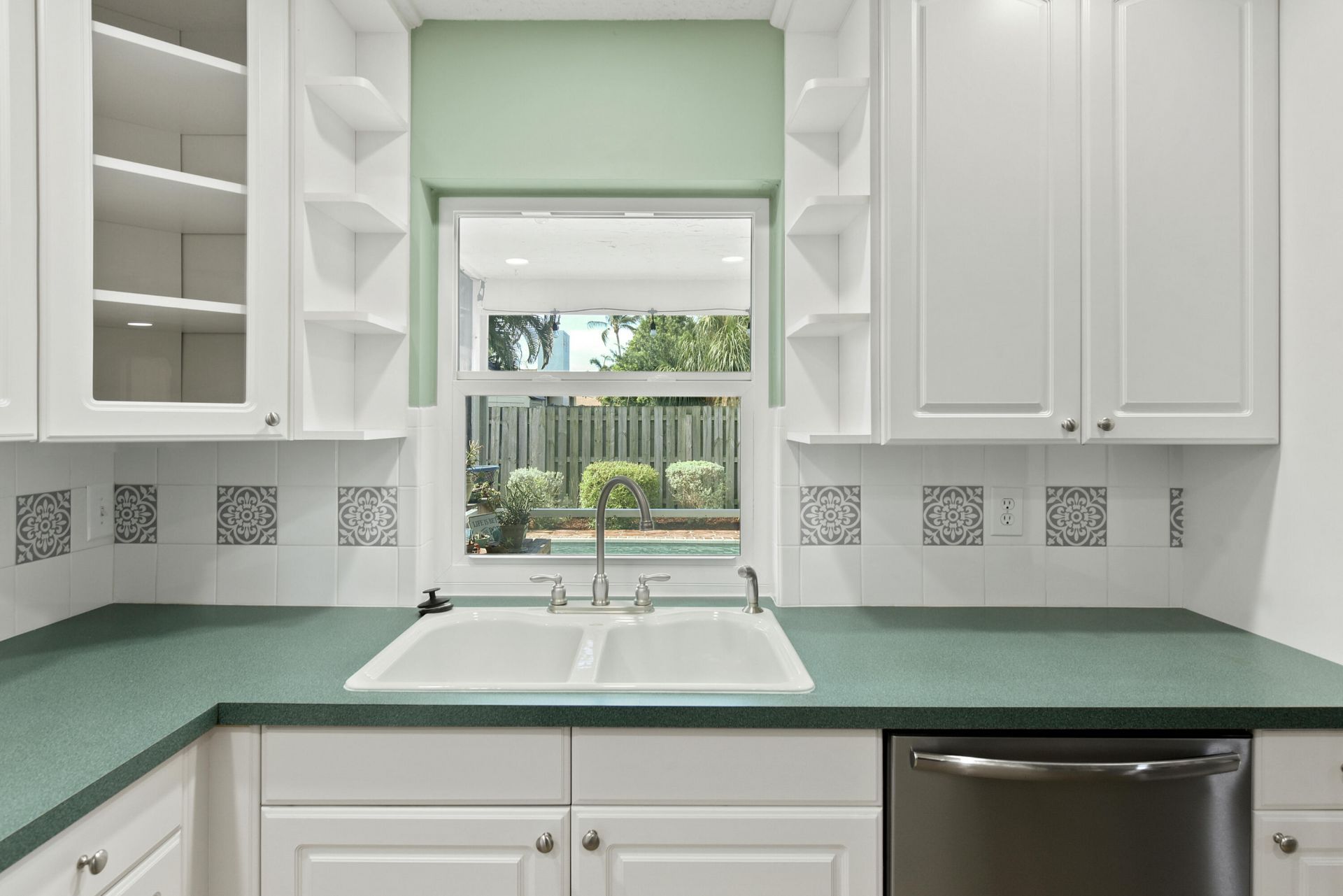 4368 Hawthorn Avenue, Palm Beach Gardens, FL 33410 Photo