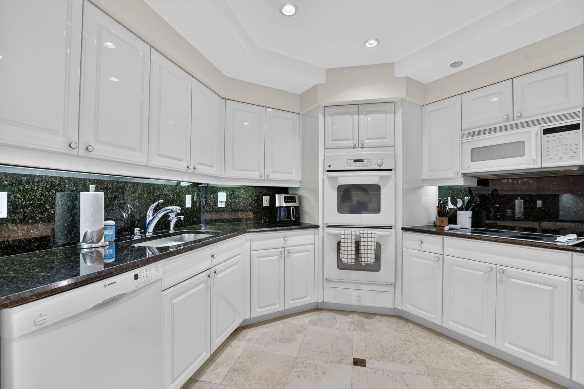 20290 Fairway Oaks Drive, Unit 222, Boca Raton, FL 33434 Photo