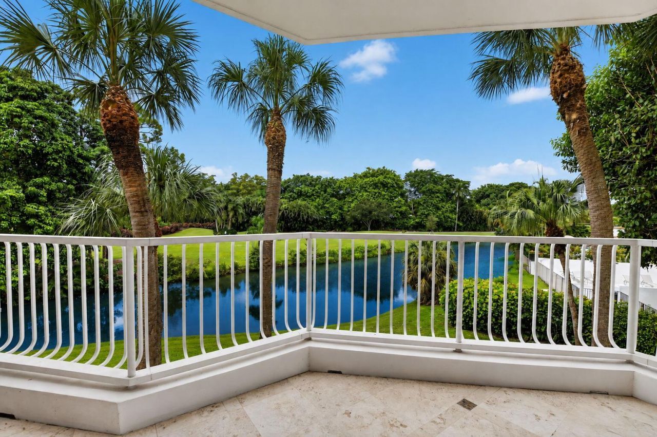 20290 Fairway Oaks Drive, Unit 222, Boca Raton, FL 33434 Photo