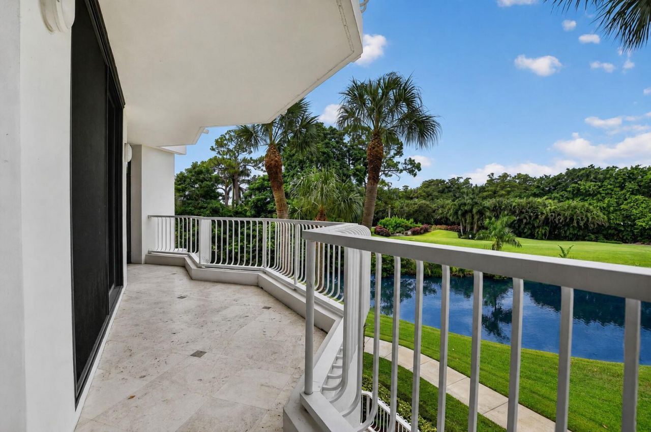 20290 Fairway Oaks Drive, Unit 222, Boca Raton, FL 33434 Photo