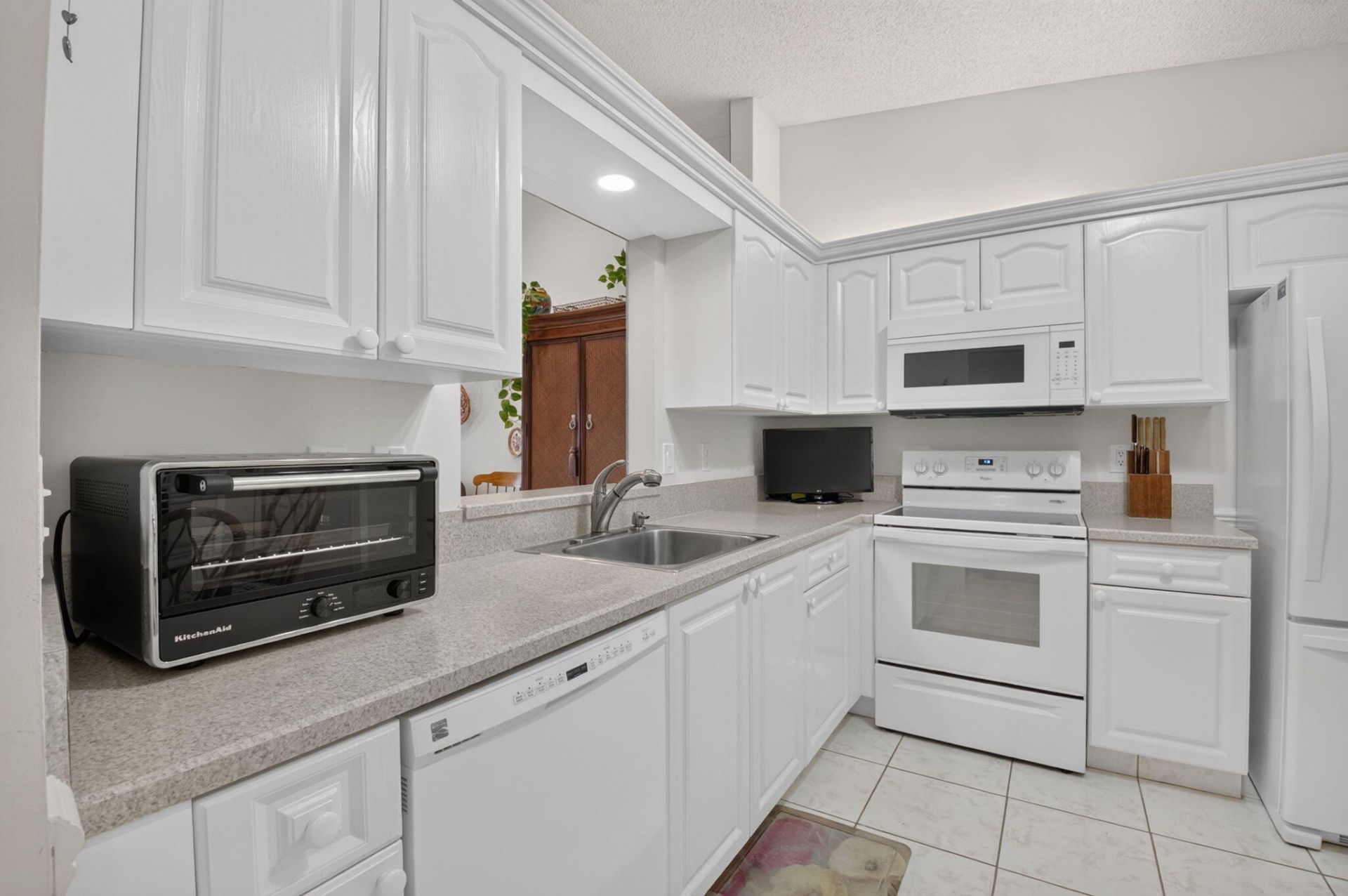 8427 Parkgate Road, Unit C, Boca Raton, FL 33496 Photo