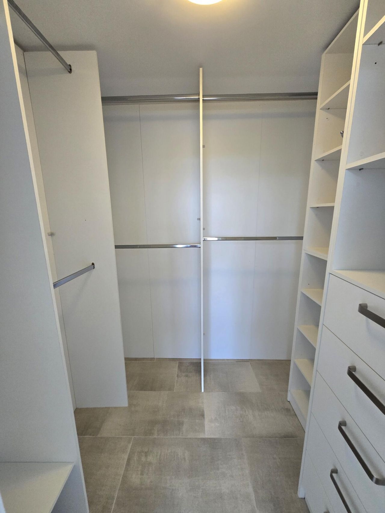 137 Golden Isles Drive, Unit 414, Hallandale Beach, FL 33009 Photo
