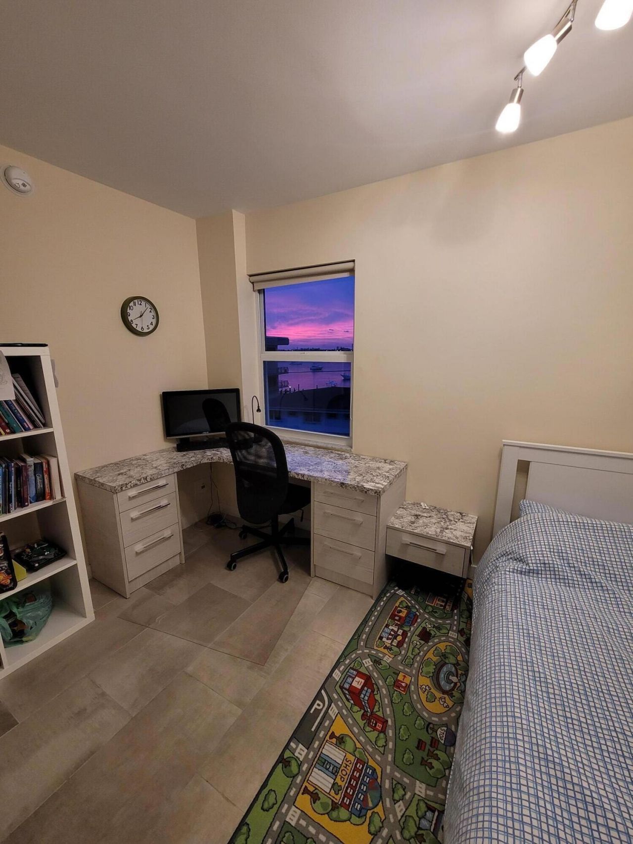 137 Golden Isles Drive, Unit 414, Hallandale Beach, FL 33009 Photo