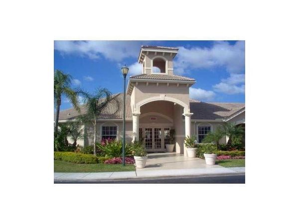 5055 WILES Road, Unit 201, Coconut Creek, FL 33073