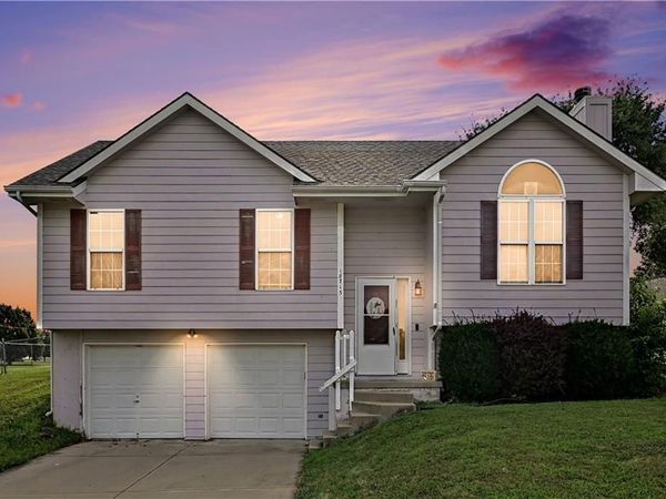 18713 Primrose Street, Smithville, MO 64089