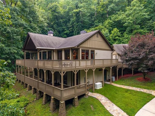 1117 Rambling Road , Fairmount, GA 30139