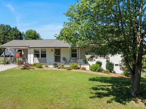 211 Arbor Drive, Maryville, TN 37804