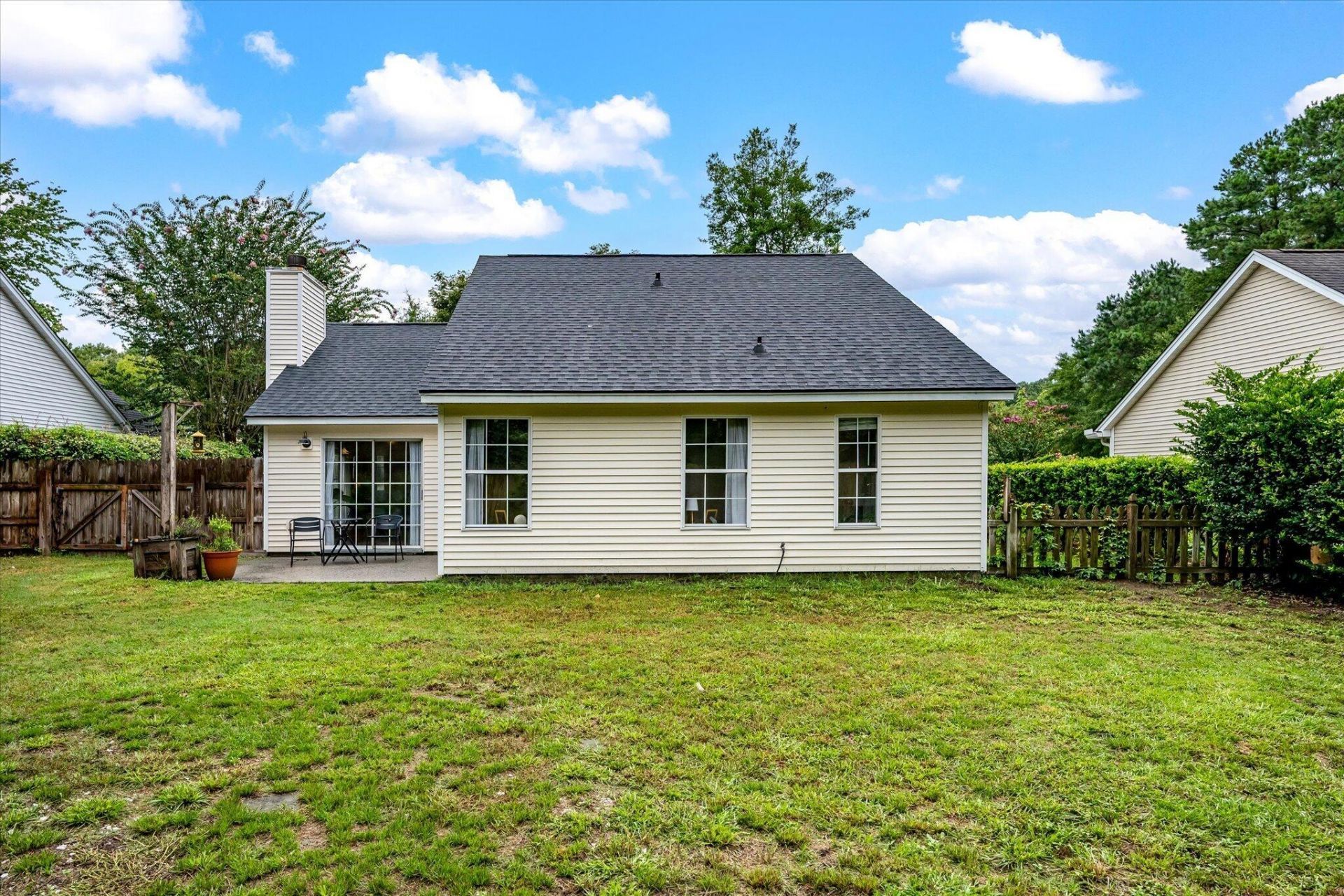 573 Antebellum Lane Photo 24