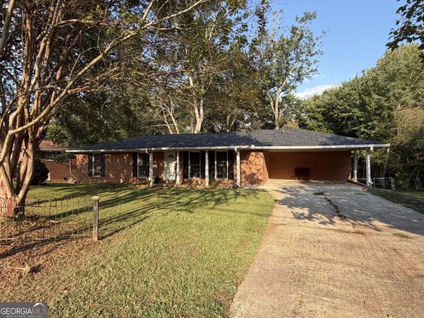 3941 Lauada Drive, Douglasville, GA 30135