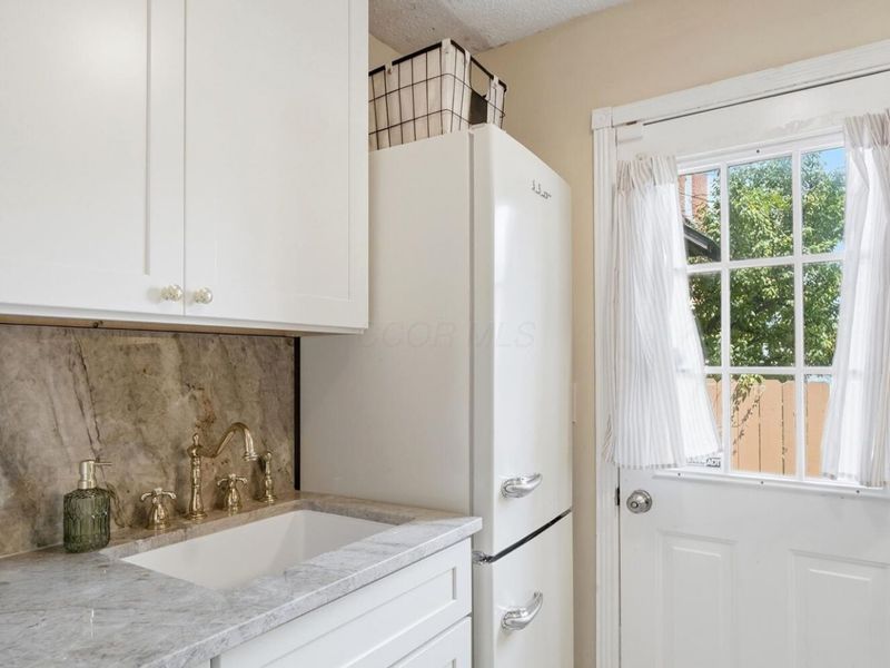 984 Highland Street , Columbus, OH 43201 Photo 19