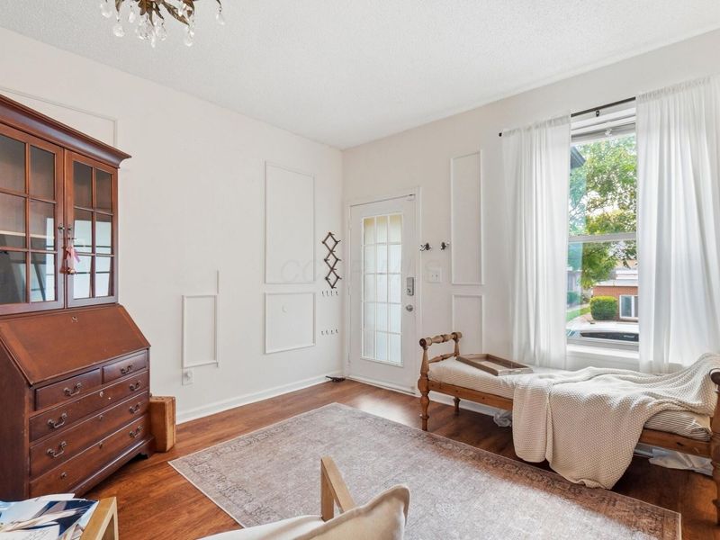984 Highland Street , Columbus, OH 43201 Photo 6
