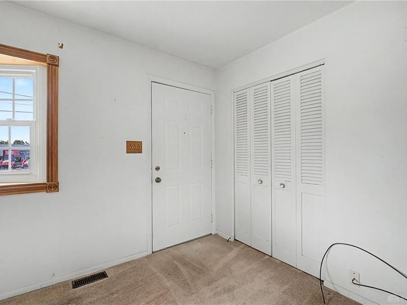211 E Westbrook Road, Brookville, OH 45309 Photo 3