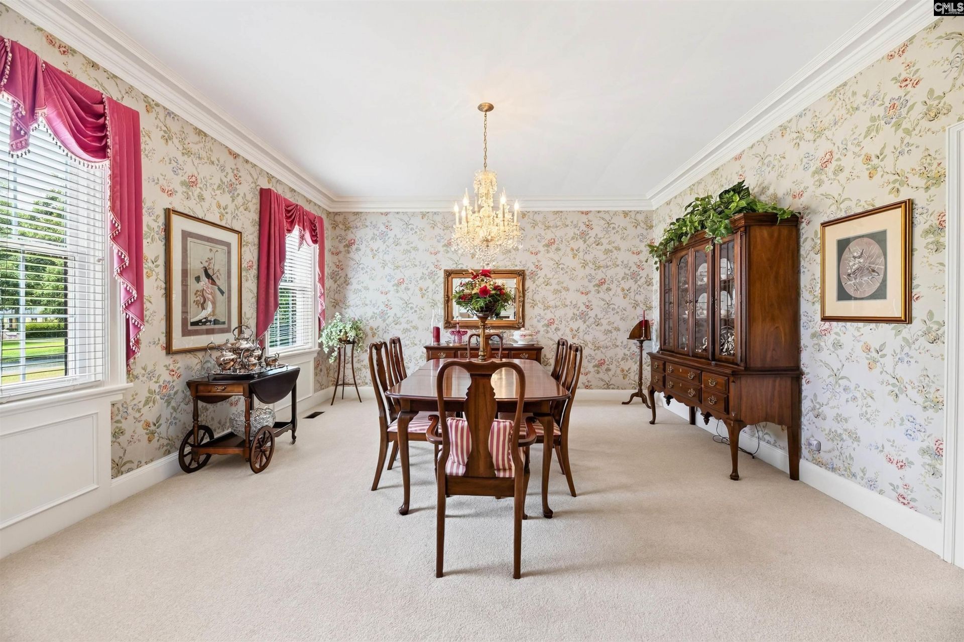 2418 Broughton Photo 11