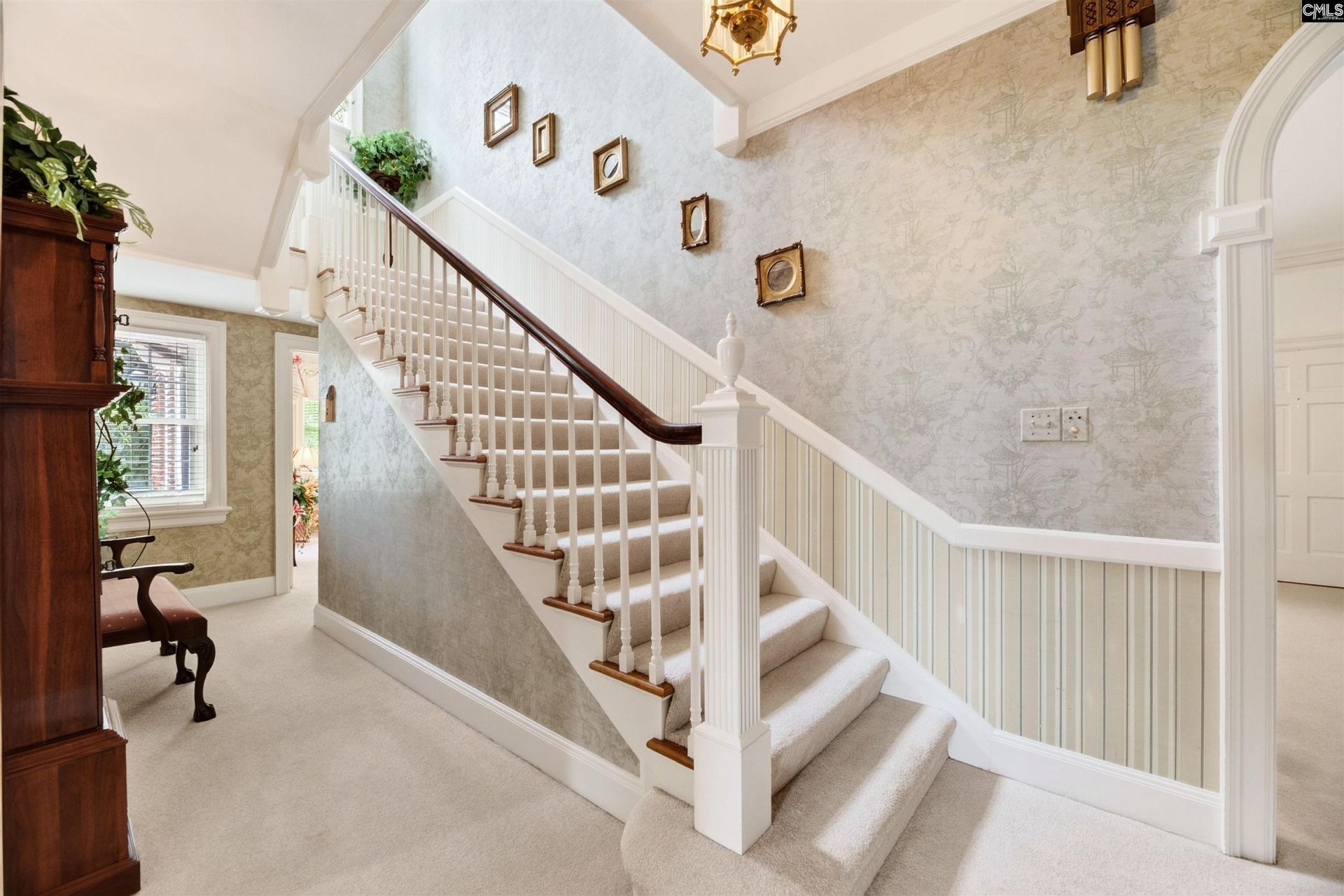 2418 Broughton Photo 22