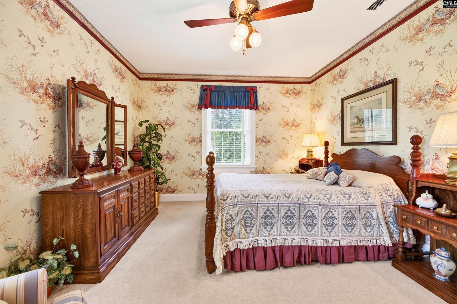 2418 Broughton Photo 24
