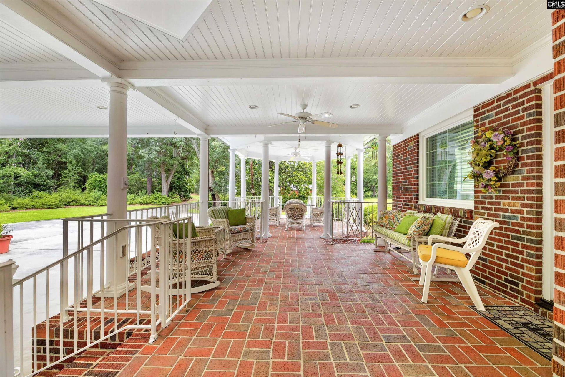 2418 Broughton Photo 35