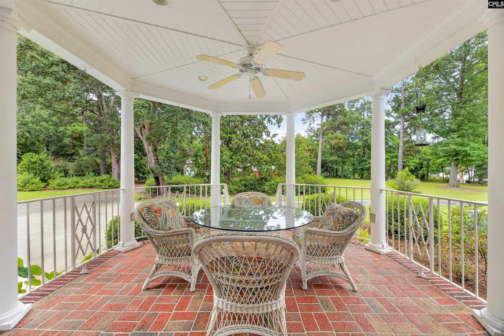 2418 Broughton Photo 36