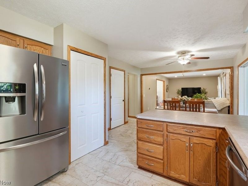 5078 Fox Ridge Drive , Green, OH 44720 Photo 18