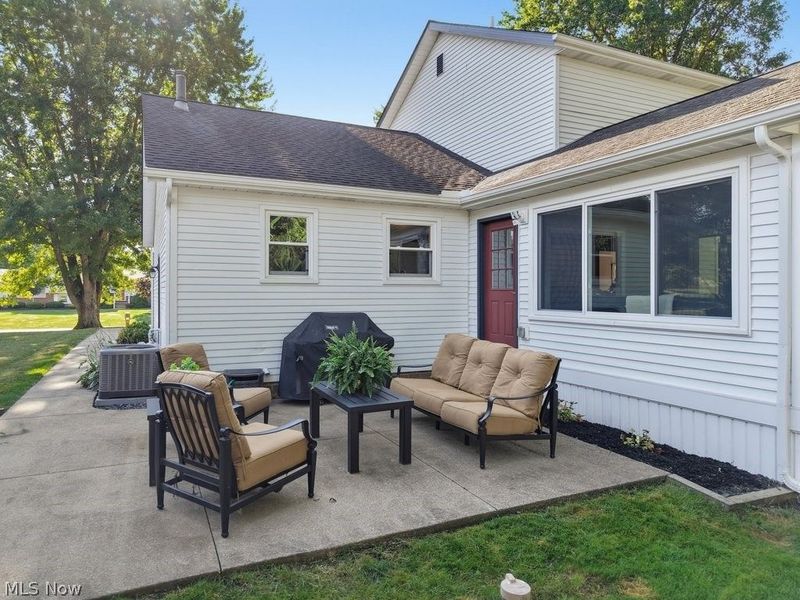 5078 Fox Ridge Drive , Green, OH 44720 Photo 4