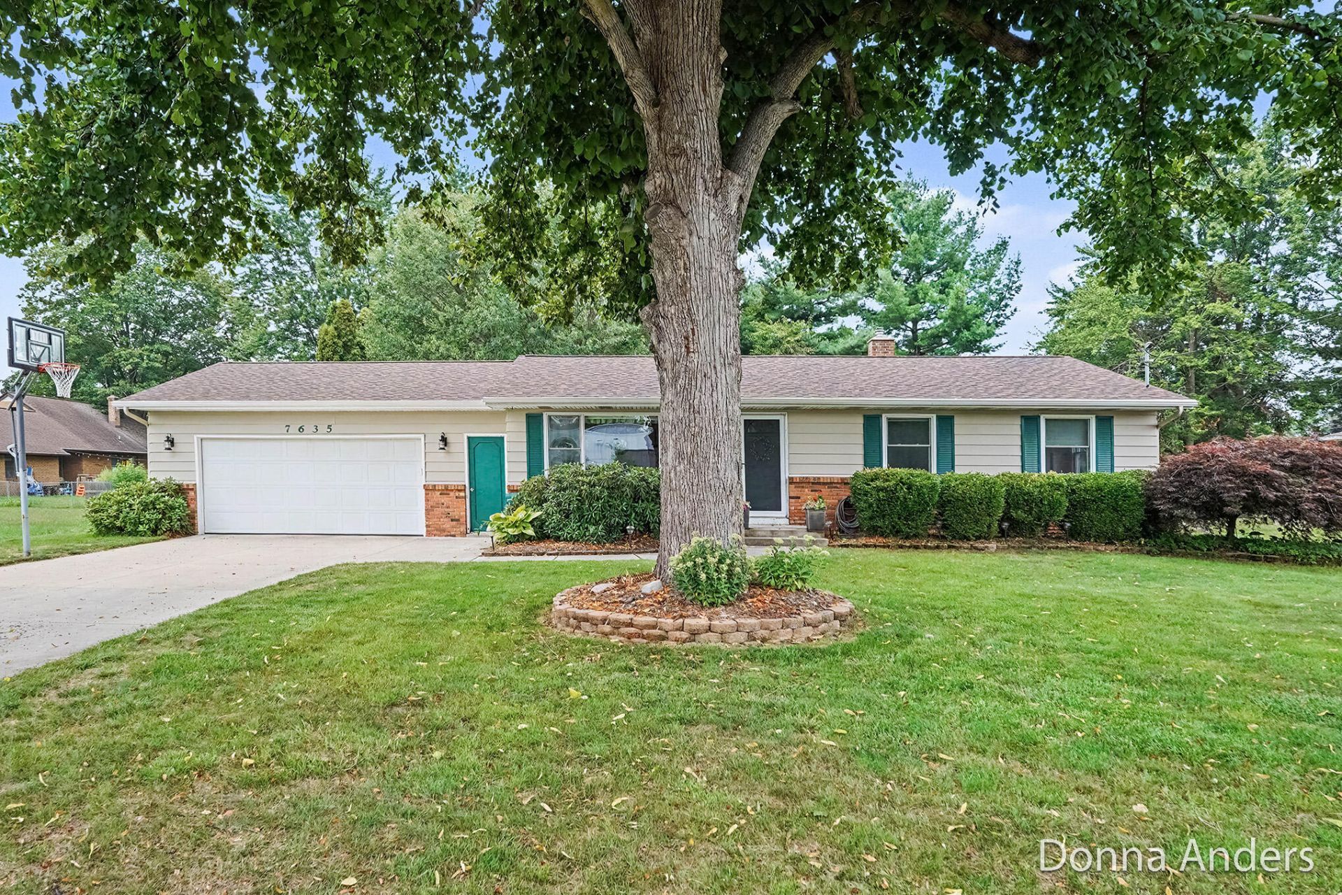 7635 Hollyhock Avenue, Jenison, MI 49428 Main Photo
