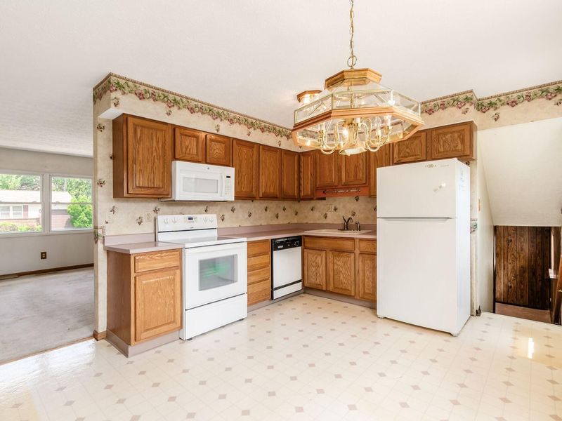 1905 Dandridge Drive , Columbus, OH 43229 Photo 10