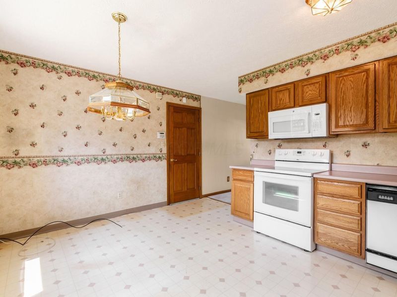 1905 Dandridge Drive , Columbus, OH 43229 Photo 11