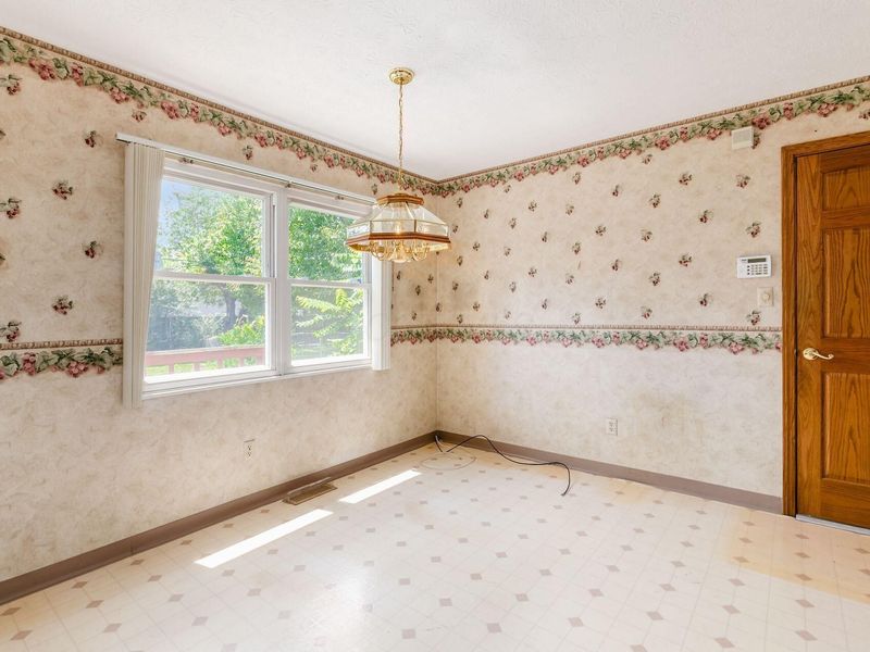 1905 Dandridge Drive , Columbus, OH 43229 Photo 12